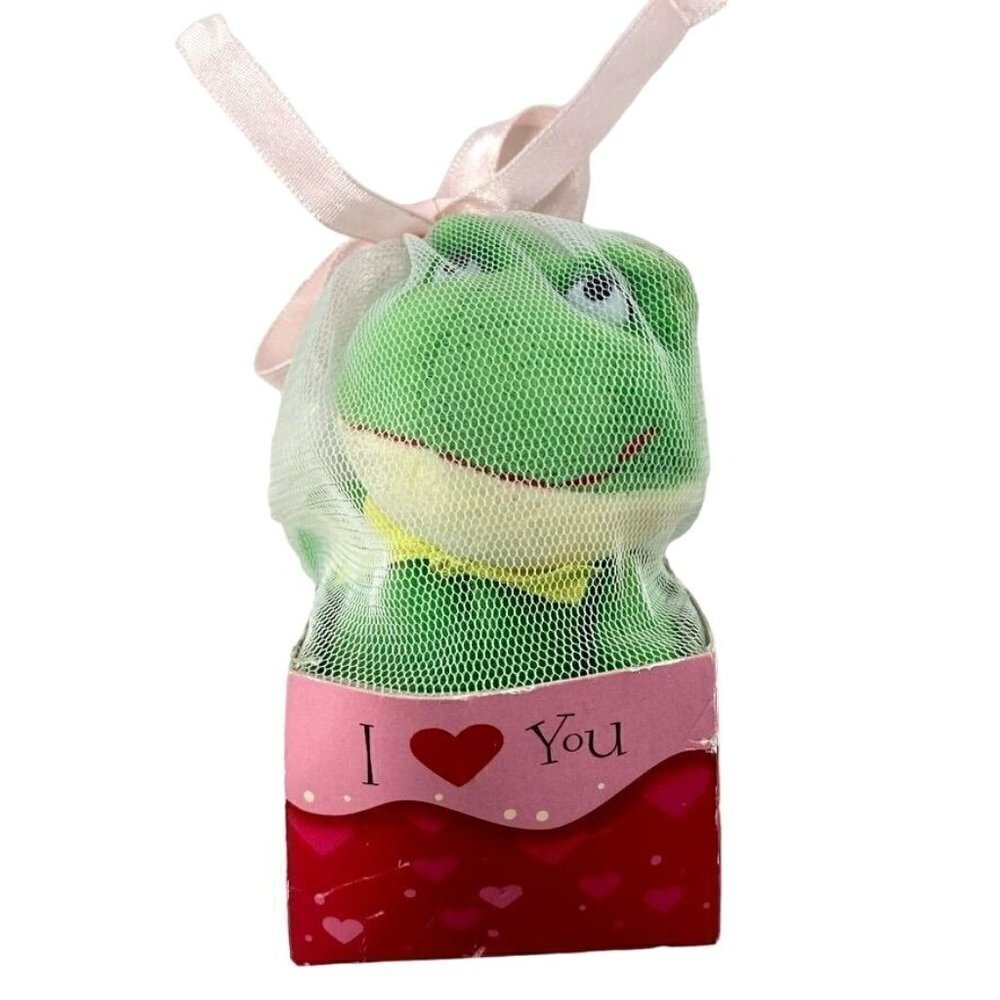 Russ Berrie Wrapped In Love 29507 Mini Green Frog 4" Plush In Box Gift